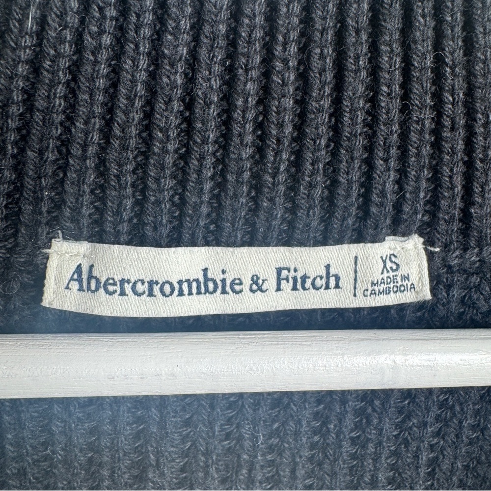 Abercrombie & Fitch Sweater Vest Size X Small - Picture 5 of 7